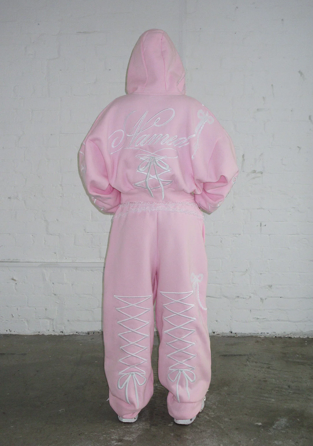 CONFESSIONS EMBROIDERED OVERSIZED SWEATPANTS BABY PINK - Image 5