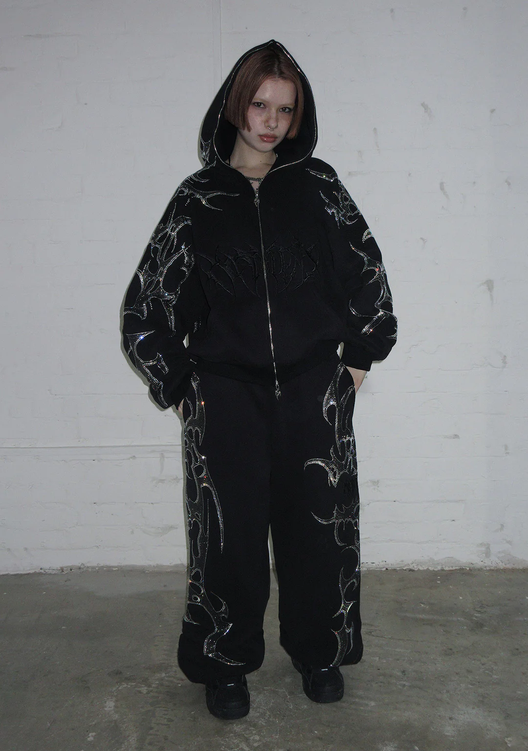 CRASH RHINESTONE ZIP HOODIE BLACK - Image 5