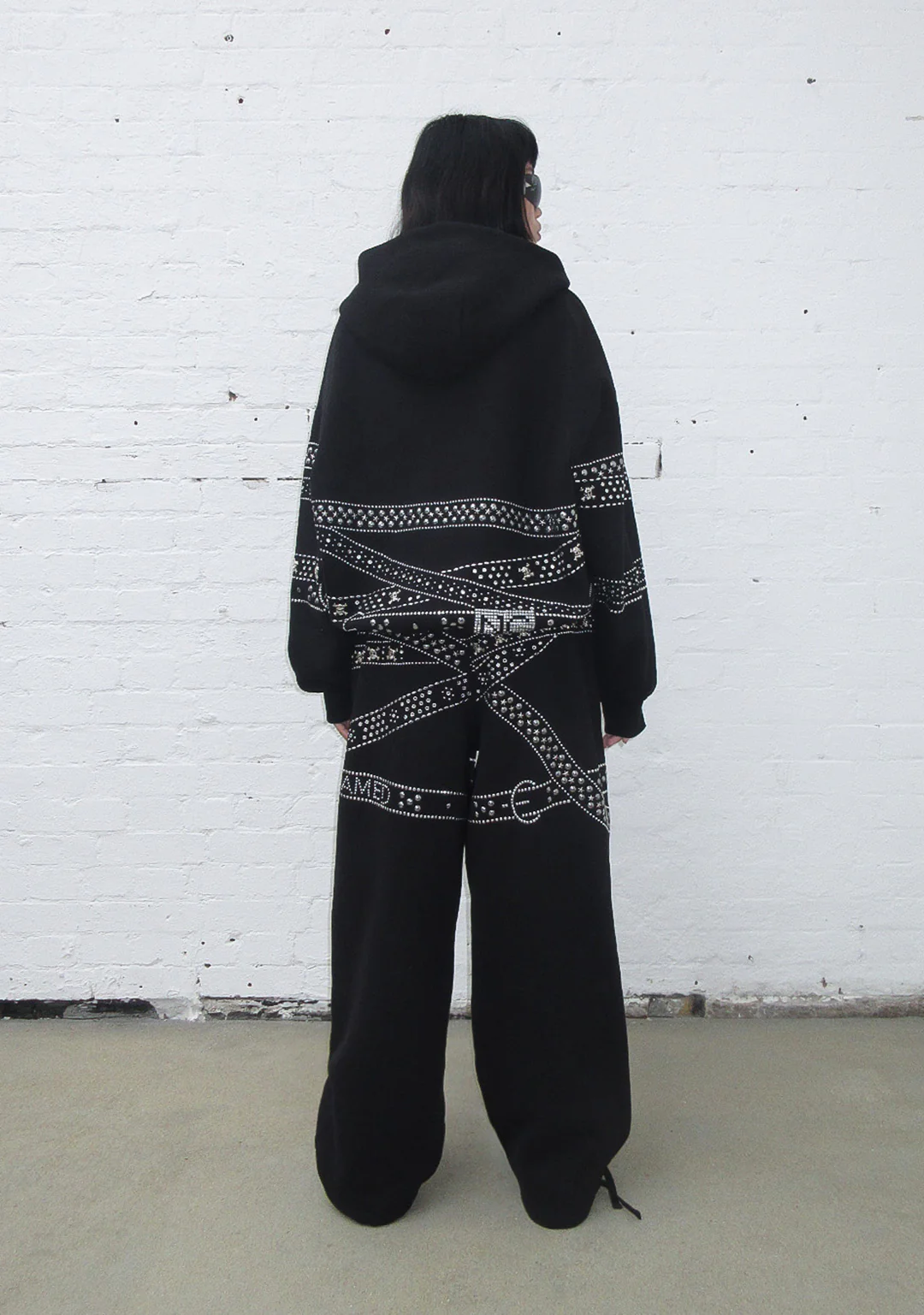 CRUSH STUDDED BELT ZIP HOODIE BLACK - Image 3