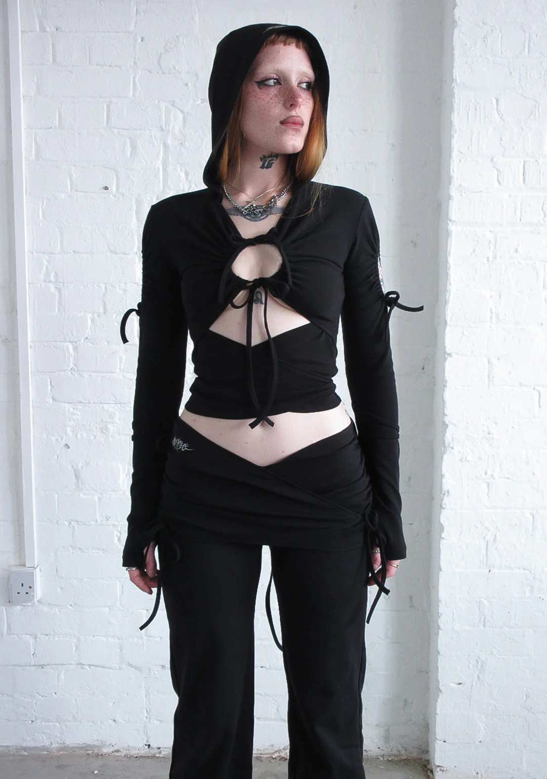 ENVY SCULPT STRETCH TWO PIECE SKIRT TROUSER SET BLACK - Image 3