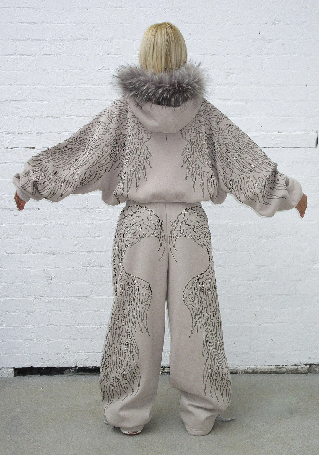 FALLEN STUDDED OVERSIZED SWEATPANTS BONE - Image 4