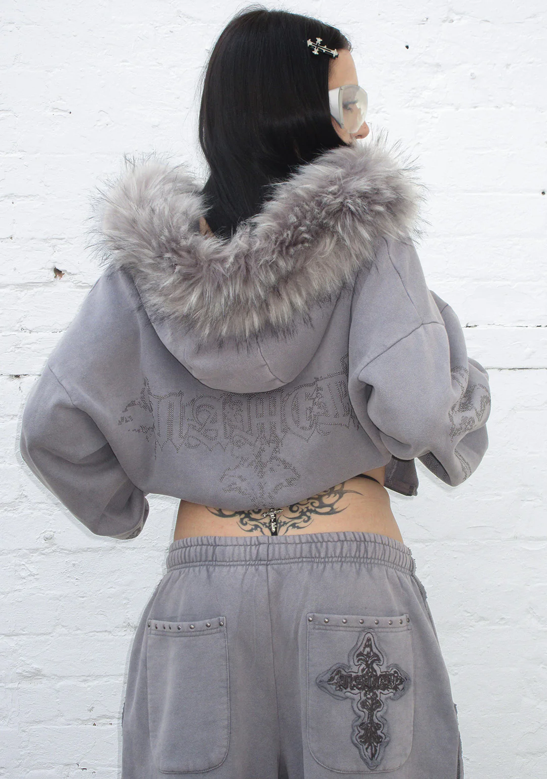 FERAL STUDDED OVERSIZED SWEATPANTS WASHED GREY - Image 3