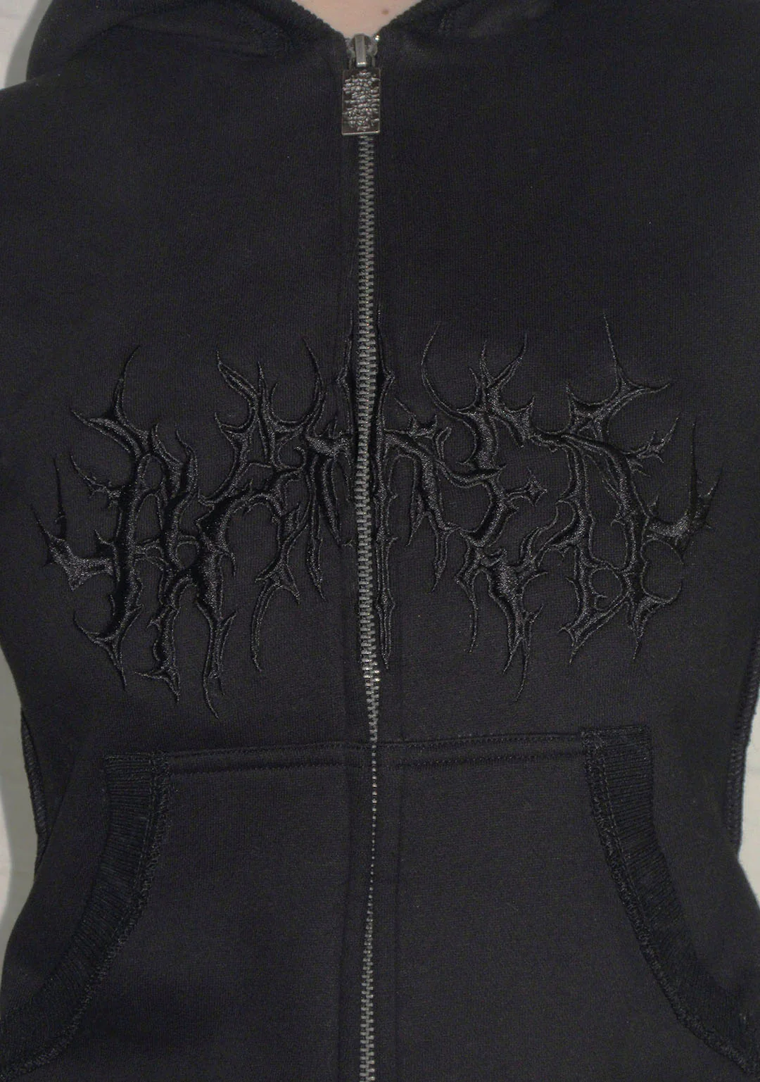GHOST EMBROIDERED FITTED ZIP HOODIE BLACK - Image 5