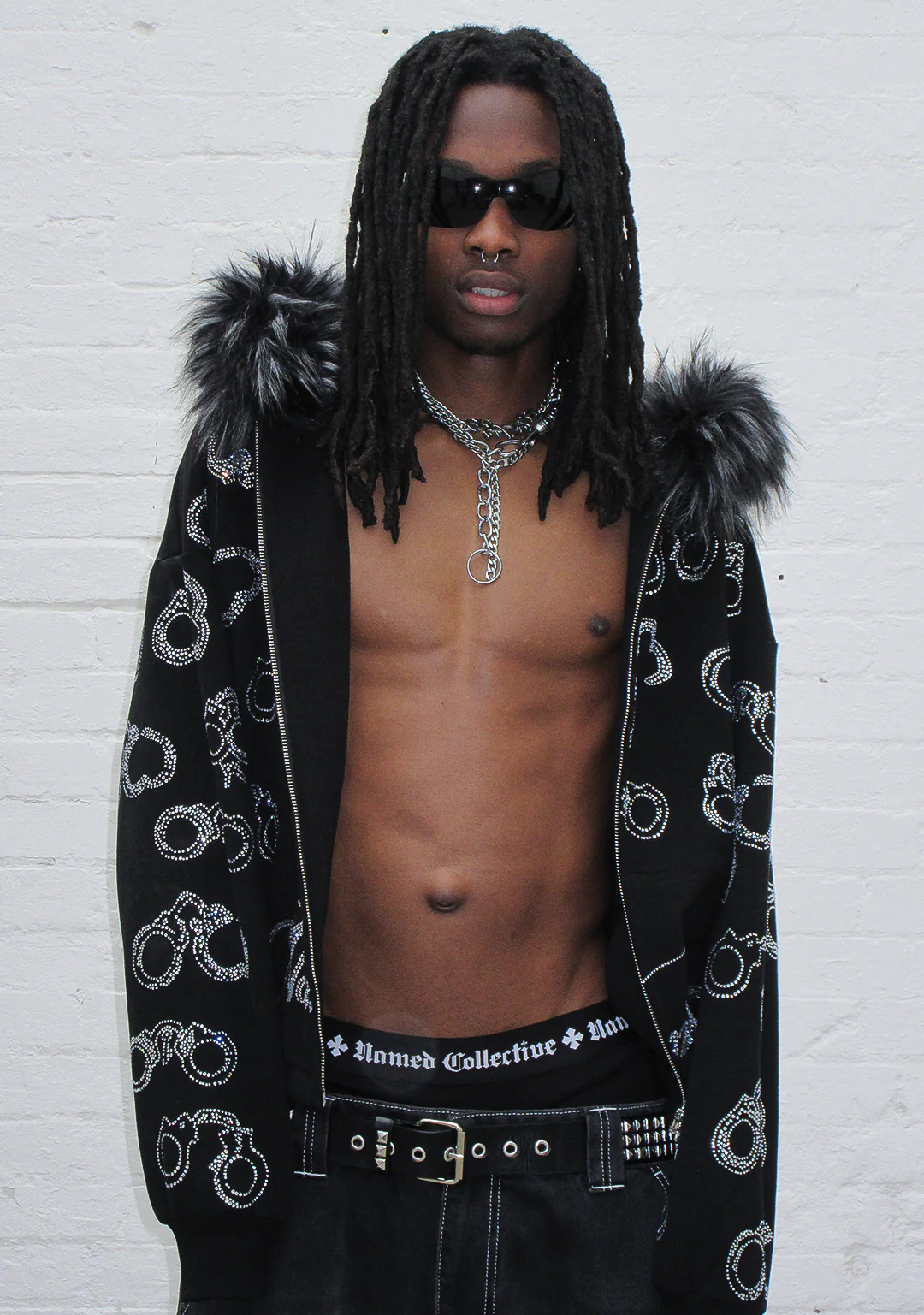 HEIST FAUX FUR RHINESTONE CUFF ZIP HOODIE BLACK (DETACHABLE FUR) - Image 3