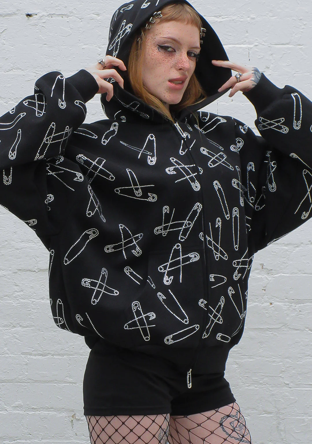 HEIST RHINESTONE SAFETY PIN ZIP HOODIE BLACK - Image 3