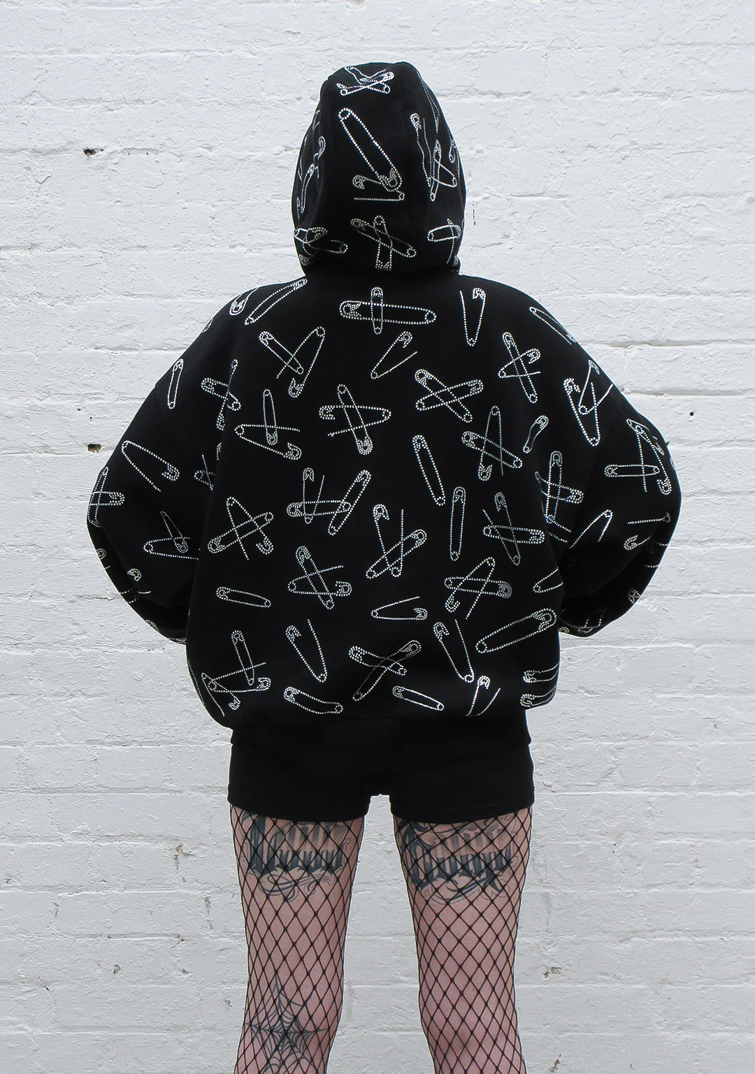 HEIST RHINESTONE SAFETY PIN ZIP HOODIE BLACK - Image 4