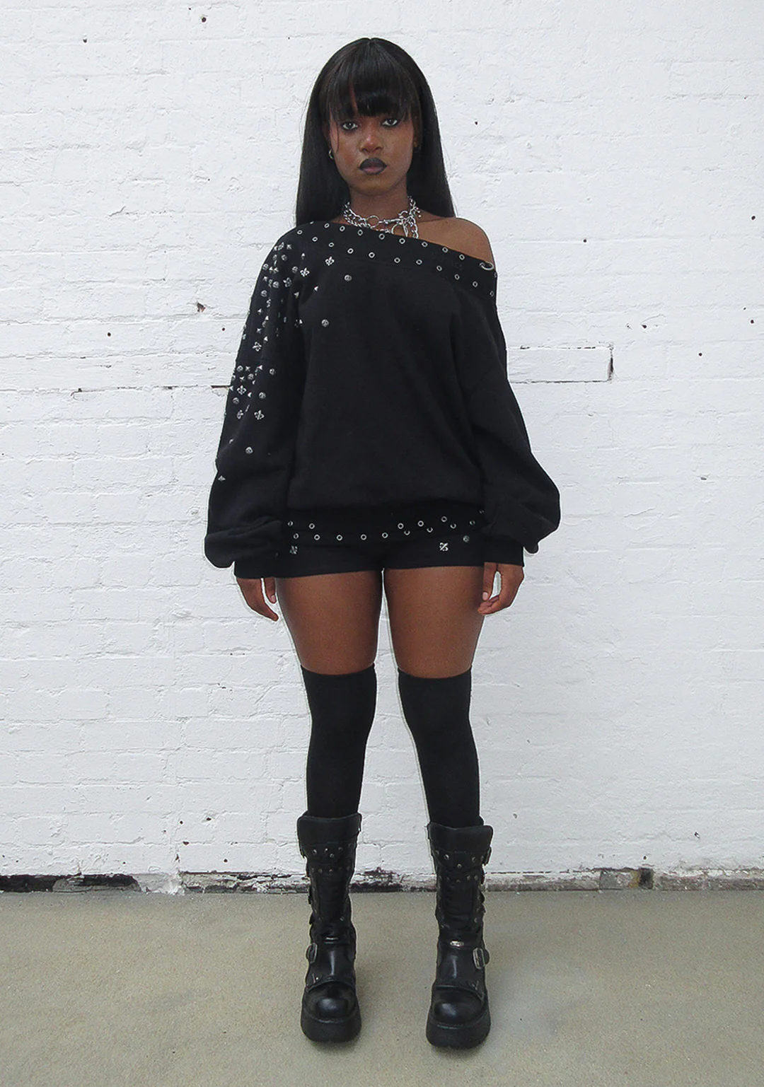 MIDNIGHT STUDDED MICRO HOTPANT SHORTS BLACK - Image 5