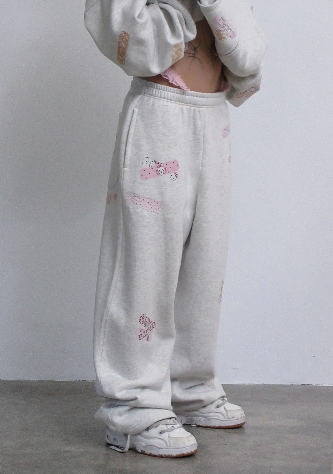 STITCH TEDDY OVERSIZED SWEATPANTS WHITE MARL - Image 3