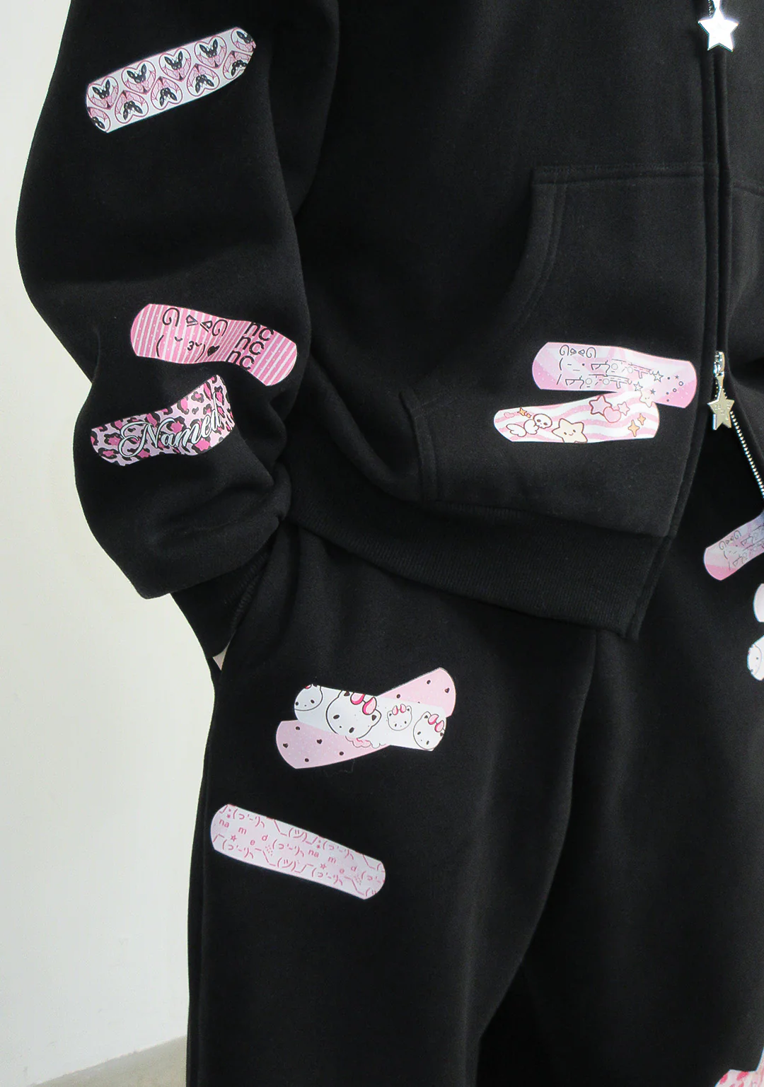 STITCH TEDDY ZIP HOODIE BLACK - Image 6