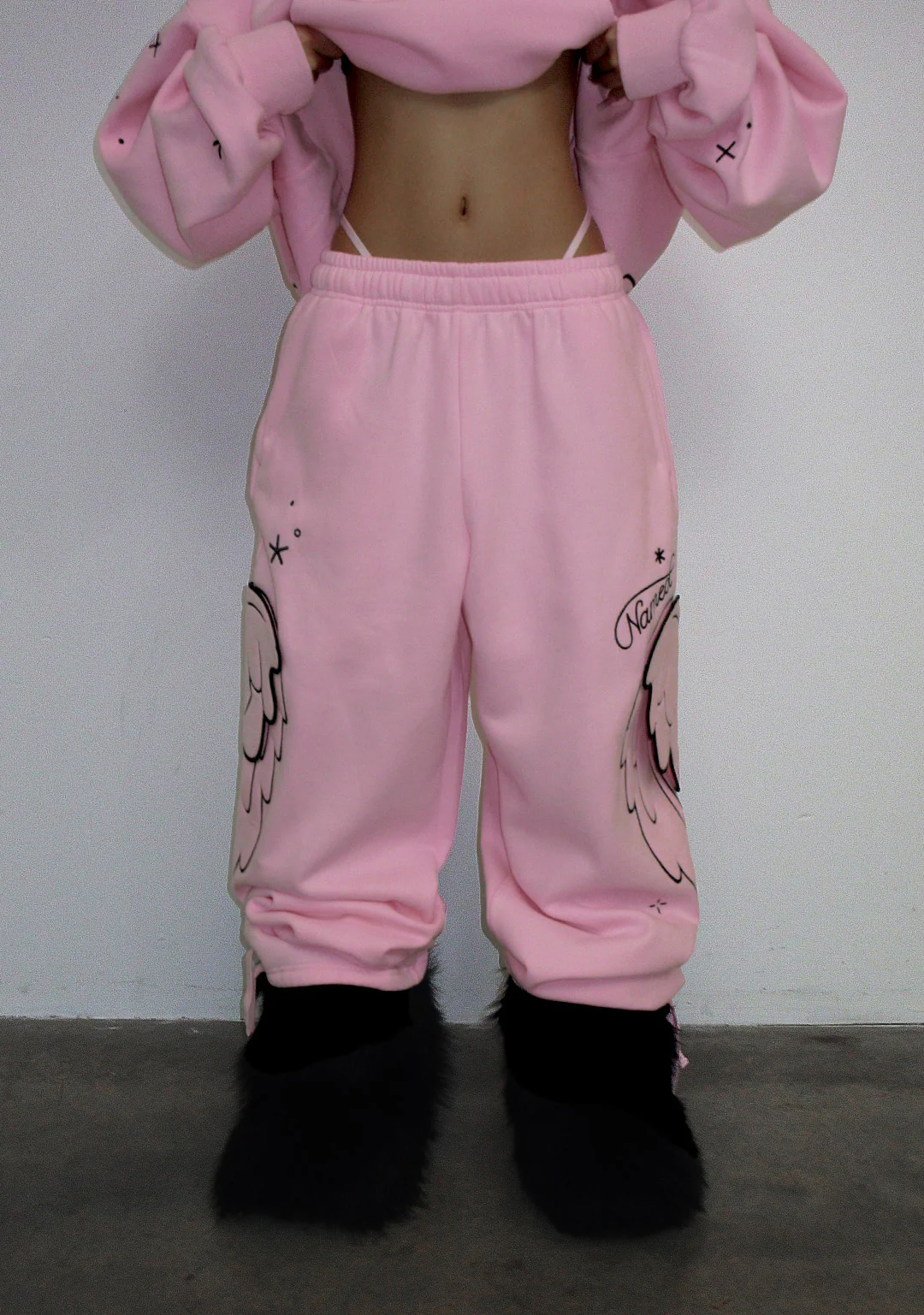 STITCH WINGS OVERSIZED SWEATPANTS BABY PINK (DETACHABLE WINGS) - Image 5