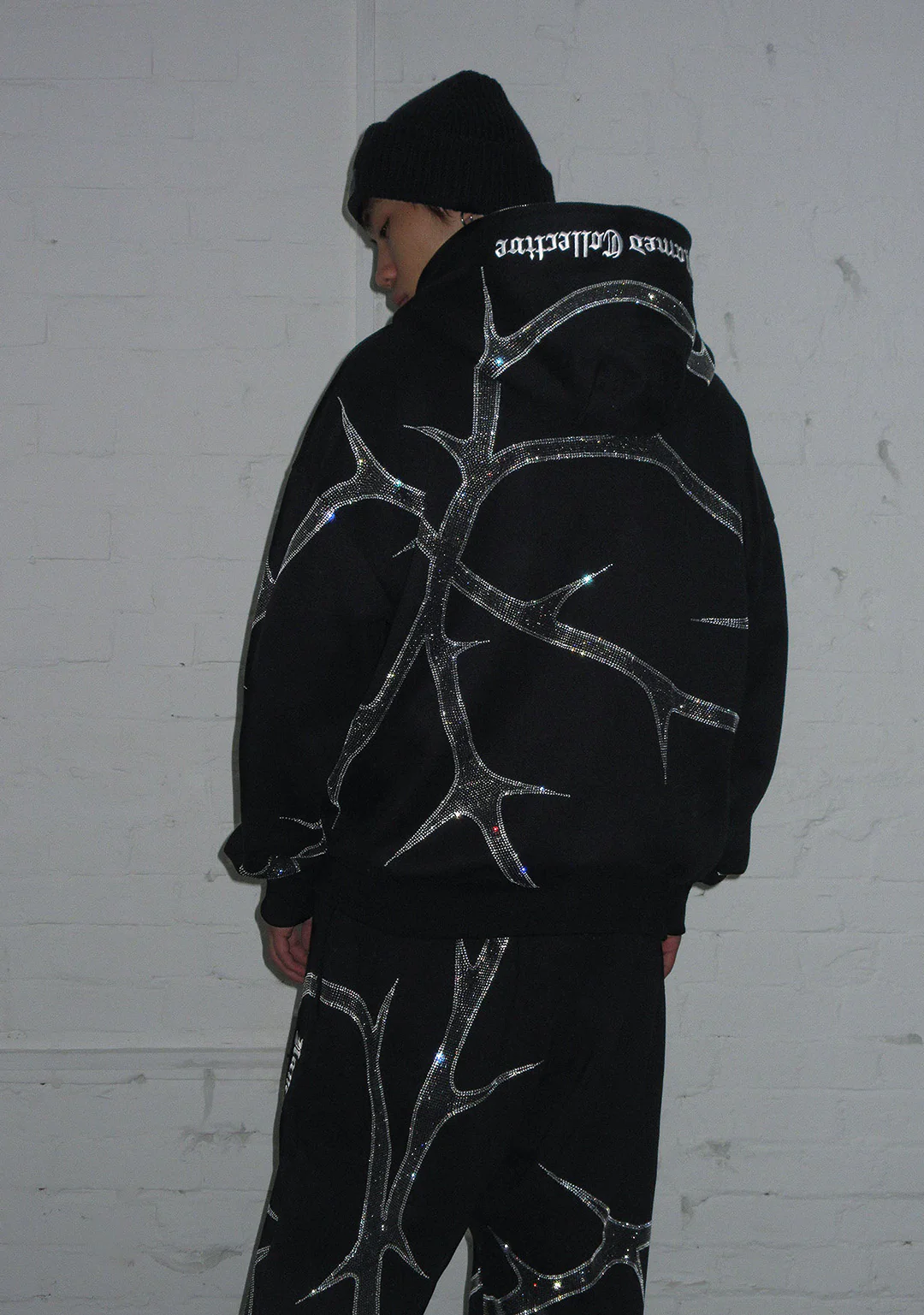 THORN RHINESTONE SWEATPANTS BLACK - Image 3