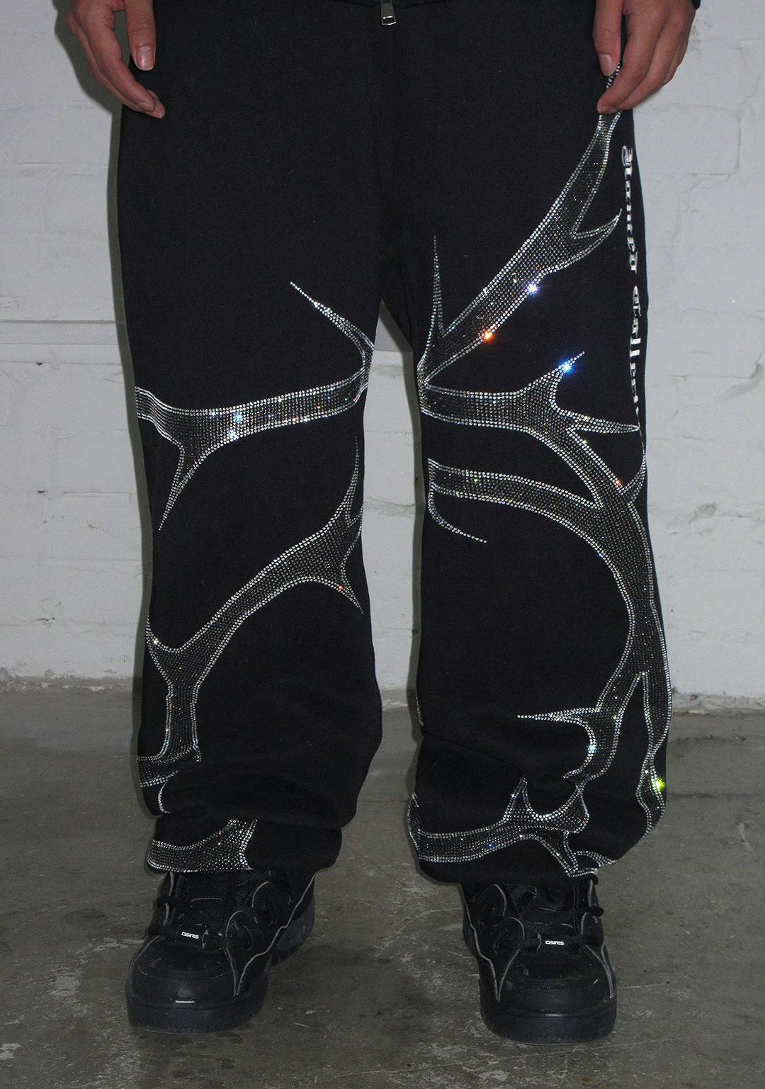 THORN RHINESTONE SWEATPANTS BLACK - Image 5