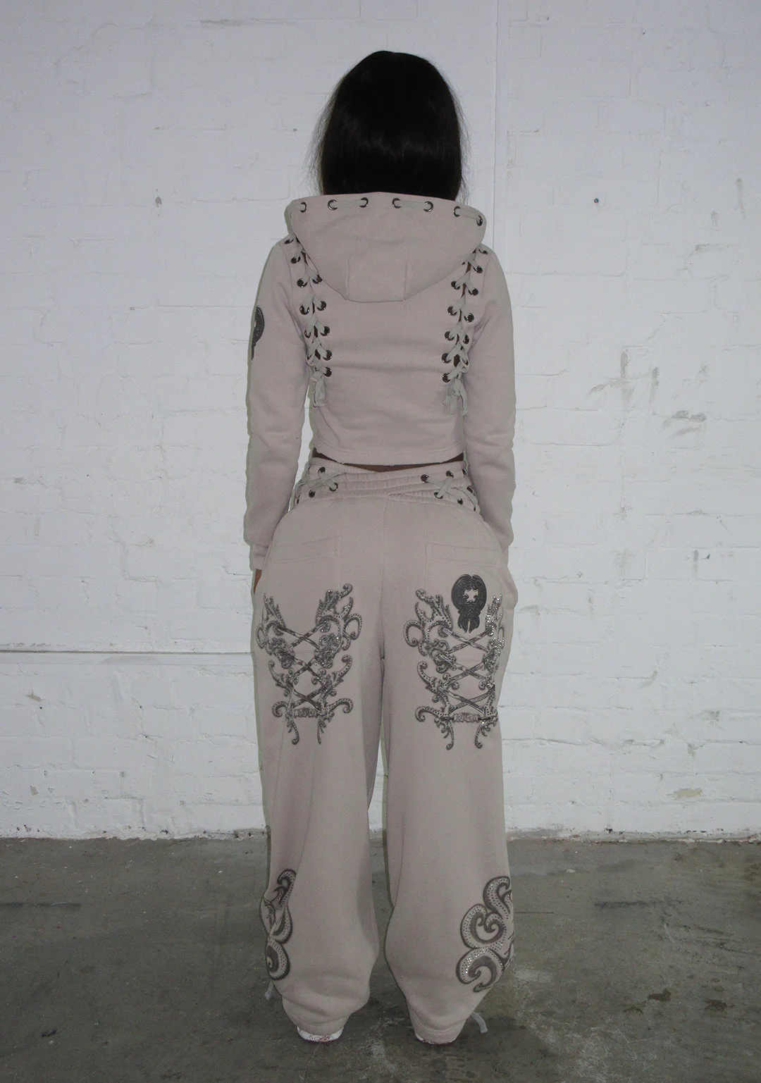VENDETTA LACE UP OVERSIZED SWEATPANTS BONE - Image 5